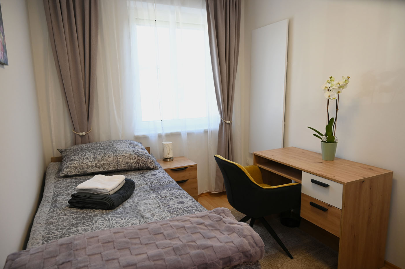 Einzelzimmer Karina im Apartment Sofia